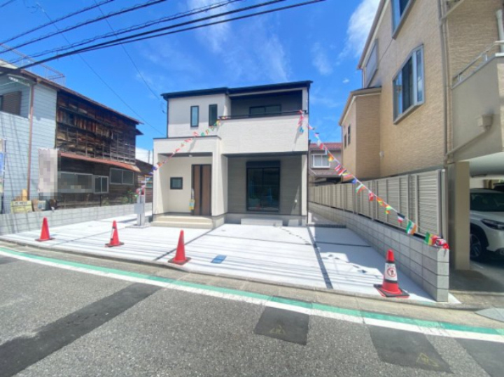 祝　成約済み　八王子市　元横山町　新築戸建ての前面道路含む現地写真|～仲介手数料無料☆八王子ひなた不動産～八王子市元横山町　新築戸建て