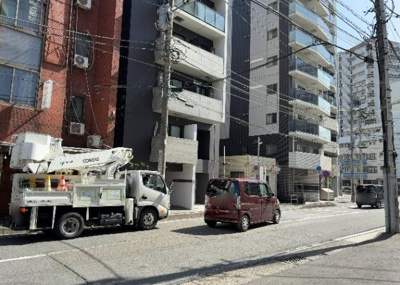 【展望】 | アカデミー・グローリア初穂　町田合同ビル | 眺望を気にして物件を探す場合、前面に建物が建っていないか現地で確認しましょう！前面に建物があると景色はもちろん、日当たりや風通しにも影響が出てきます。住んだ時のことを想像しながら現地見学をしましょう。