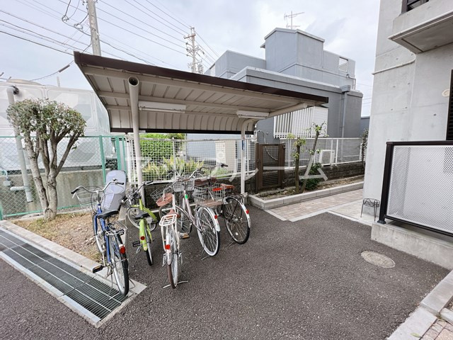 APT23の居間・リビング