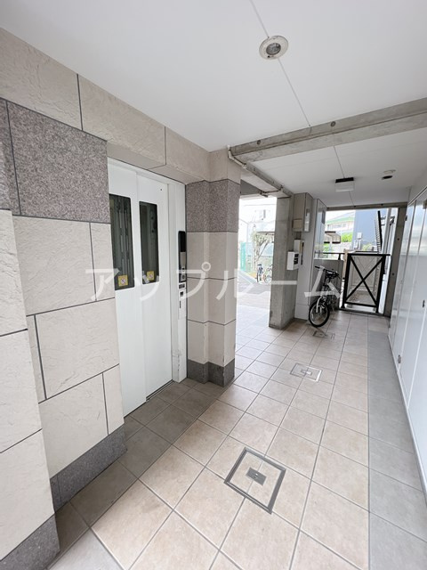 APT23のバルコニー