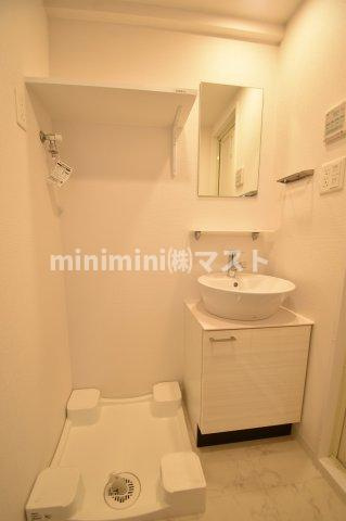 大阪市東成区大今里南１丁目の賃貸マンションの洗面所