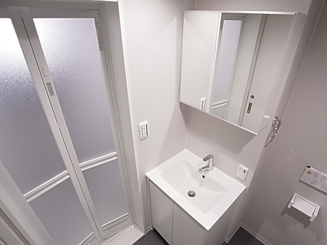 神戸市須磨区東町２丁目のアパートの洗面所|洗面台