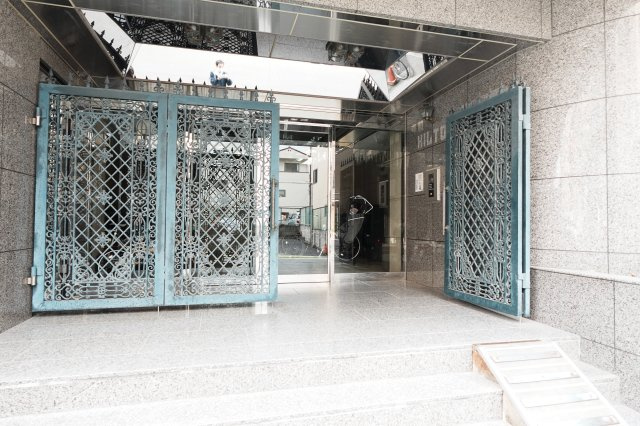 【エントランス】 | ヒルトン幸和