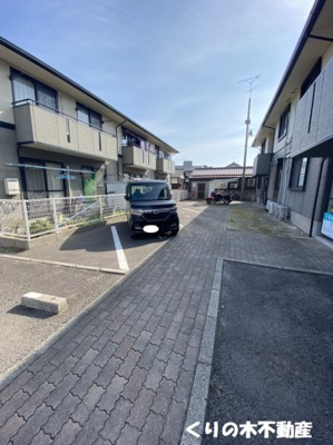 【駐車場】 | Lumius Higashimura B棟 | 駐車スペースもあります