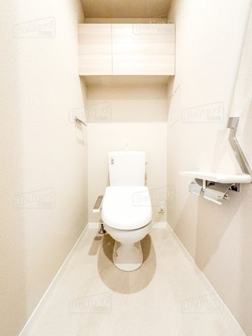 シャーメゾンレジデンス夜明のトイレ|嬉しい温水洗浄便座付き♪