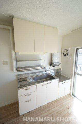 ビレッジハウス検見川6号棟のキッチン|物件、駅でお待ち合わせでのご案内歓迎！