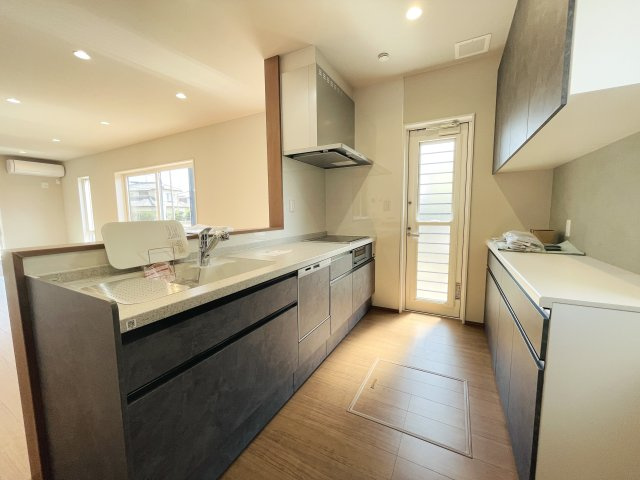 【キッチン】 | 児玉郡上里町勅使河原　フェリディアガーデン　新築戸建　全5区画　4号棟