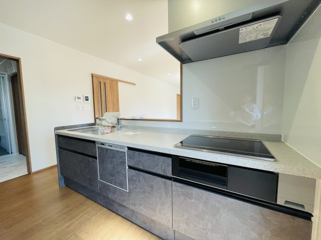 【キッチン】 | 児玉郡上里町勅使河原　フェリディアガーデン　新築戸建　全5区画　4号棟