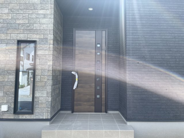 【玄関】 | 児玉郡上里町勅使河原　フェリディアガーデン　新築戸建　全5区画　4号棟