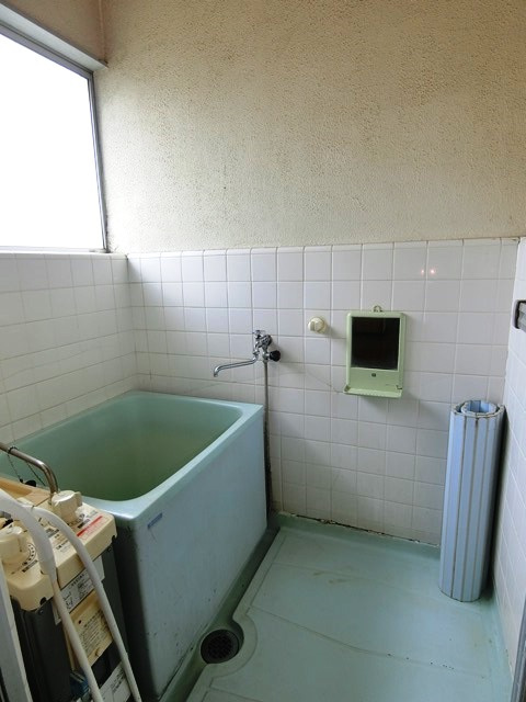 日々の疲れを癒すお風呂付です