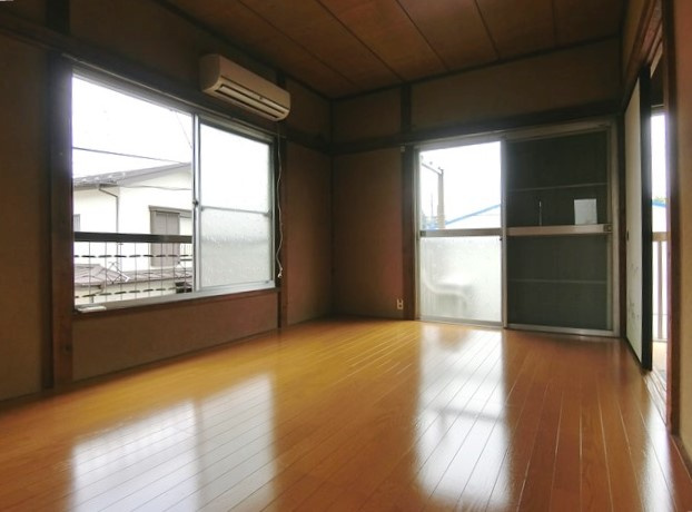 使い勝手のいい洋室です