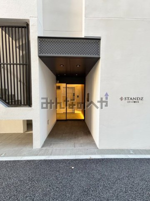 【エントランス】 | STANDZ勝どき（スタンズ勝どき）