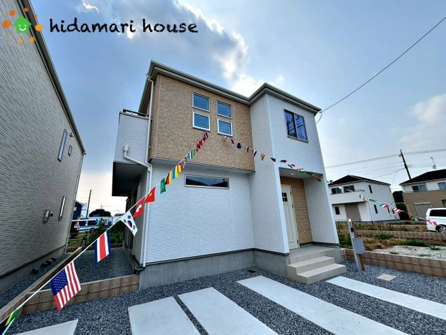 上尾市瓦葺13期　新築戸建　グラファーレ05の外観