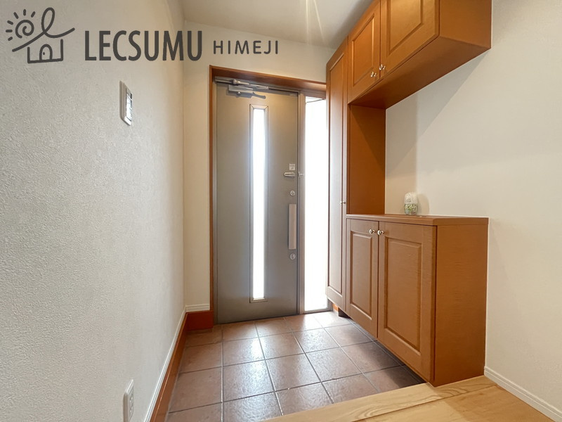 姫路市飾磨区細江／中古戸建の玄関