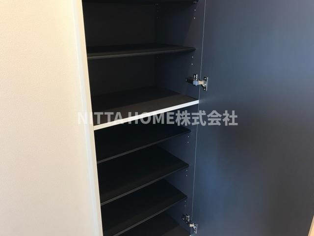 サクラＧ・ＭハイツⅢの玄関|シューズボックス付きで整理整頓できますね★