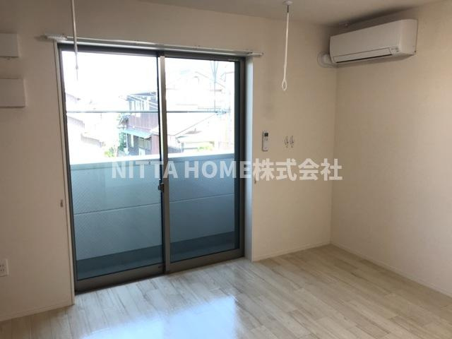 サクラＧ・ＭハイツⅢの居間・リビング|９．１帖の洋室になります◇