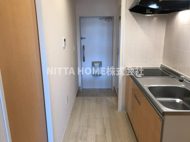 サクラＧ・ＭハイツⅢのキッチン|2口コンロ付きのシステムキッチ(#^^#)