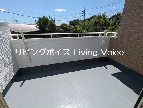 【バルコニー】 | 【仲介手数料０円】平塚市南金目　中古一戸建て | 施工例　平塚市南金目　中古一戸建て