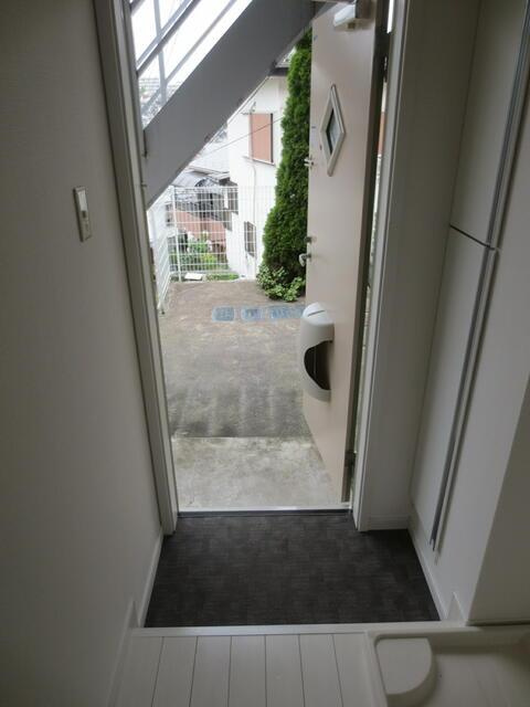 フォルティーナ日吉本町の玄関| 