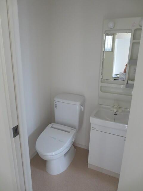 フォルティーナ日吉本町の洗面所| 