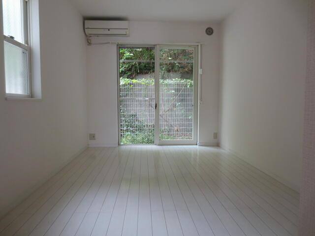 フォルティーナ日吉本町の居間・リビング| 