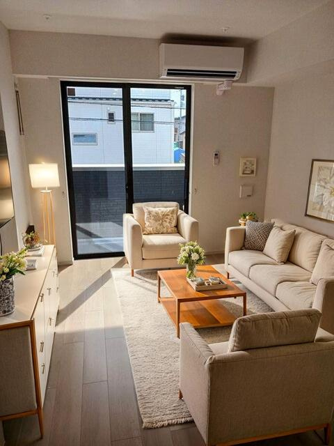 ガーデナーズ　サンの居間・リビング|CGで家具等を配置したものです。実際に家具等は含まれません。