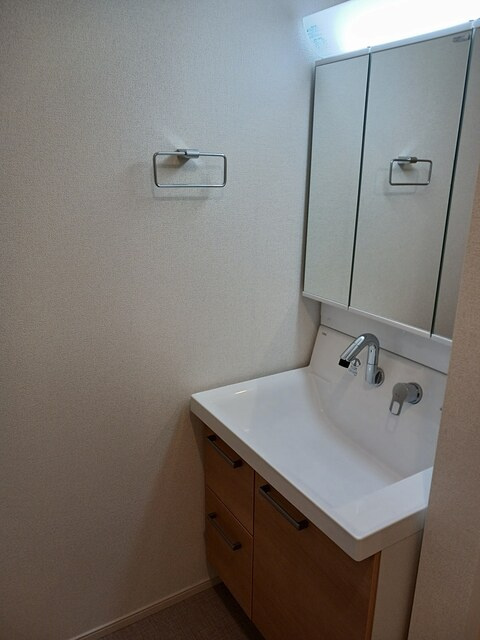 ガーデナーズ　サンの独立洗面台