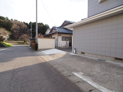 【前面道路含む現地写真】 | 中古戸建　本宮市高木字滝ノ入