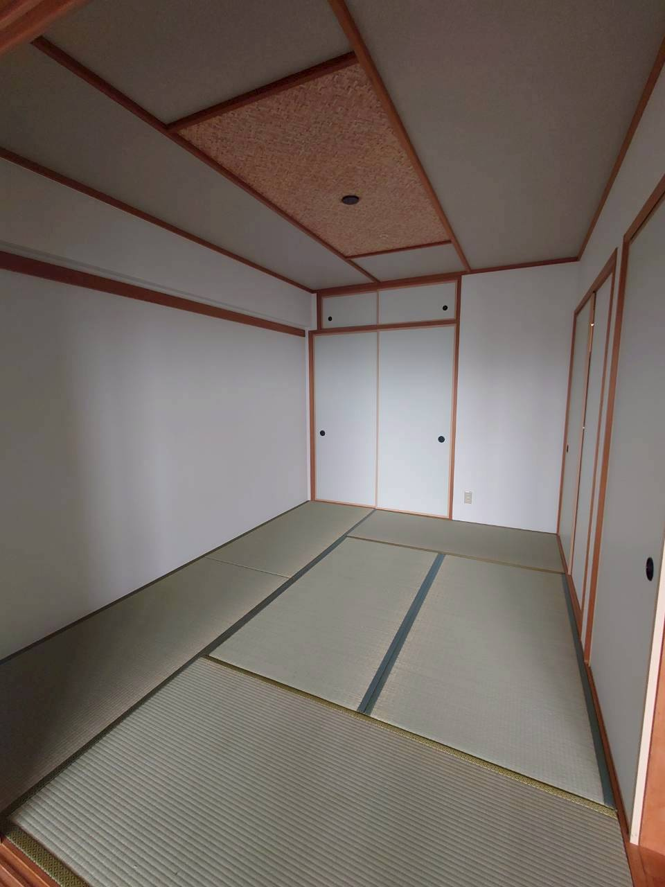 ライオンズマンション三好ヶ丘の和室
