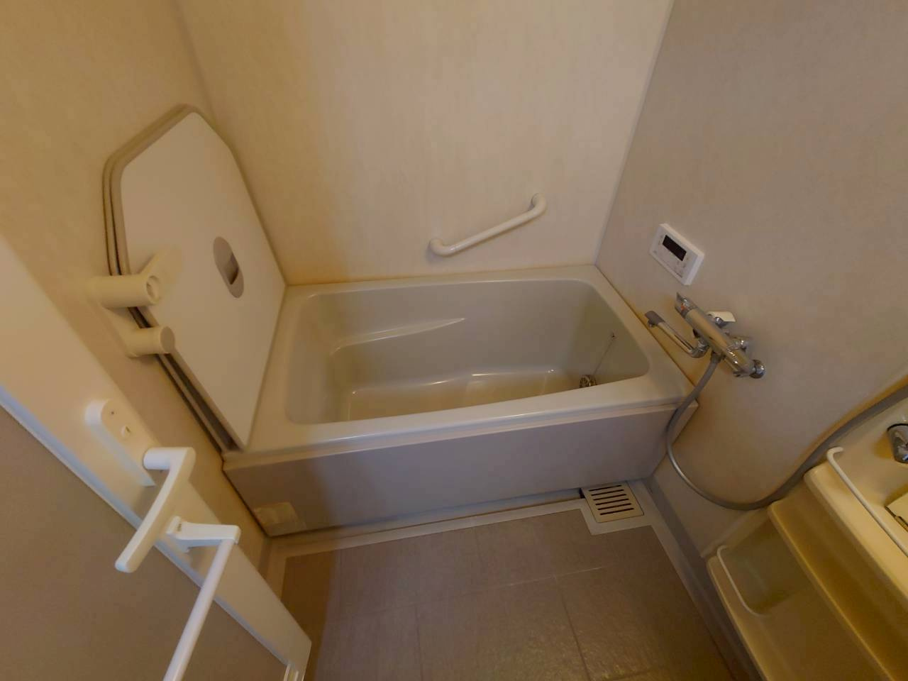 ライオンズマンション三好ヶ丘の浴室
