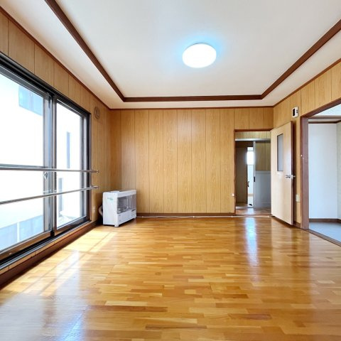 新川ハイツの内装