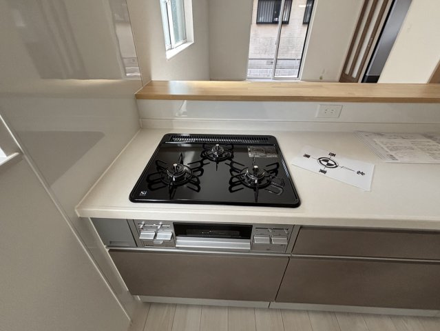 住吉２丁目の新築一戸建て２号棟のキッチン