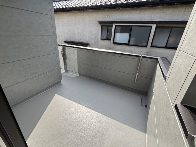 住吉２丁目の新築一戸建て２号棟のバルコニー