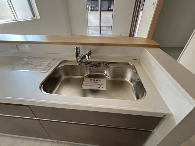 住吉２丁目の新築一戸建て２号棟のキッチン