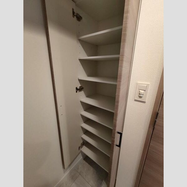 S-RESIDENCE小阪　azureの収納