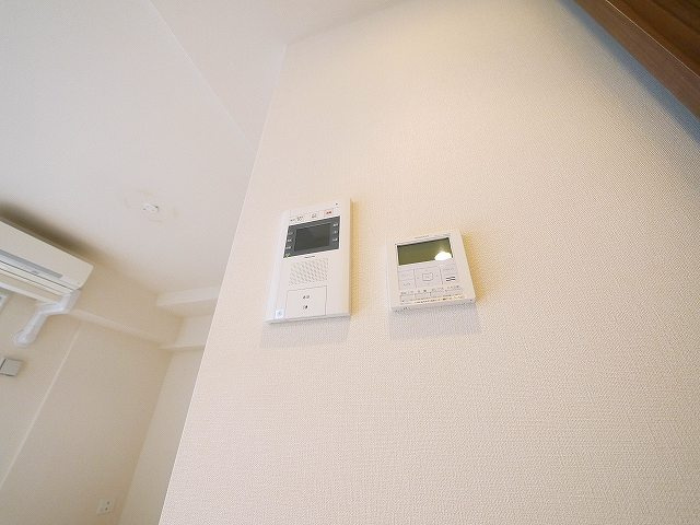 プレミスト奈良三条通りのセキュリティ|お顔が見えるモニター付きインターホン