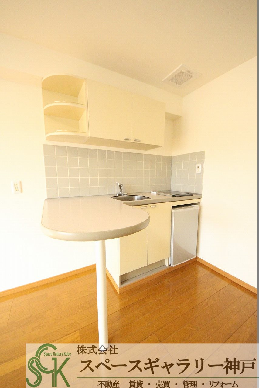 リバーサイド岡田のキッチン|※お部屋により仕様が異なる場合があります※