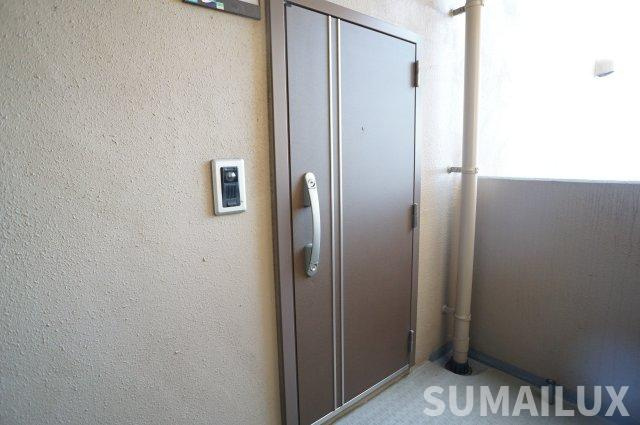 ロマネスク武蔵ケ丘の玄関