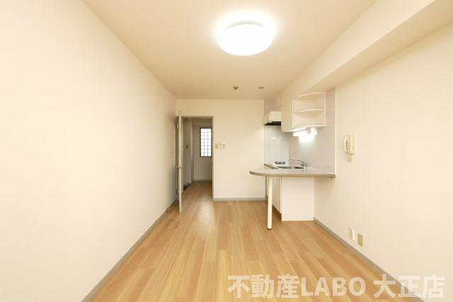 シャトレーヌ北島の洋室