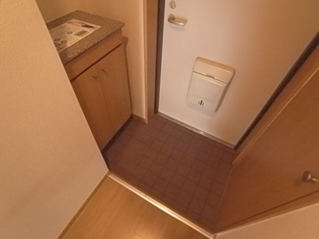 神戸市須磨区車字潰ノ下の賃貸マンションの玄関|シューズボックス付き玄関