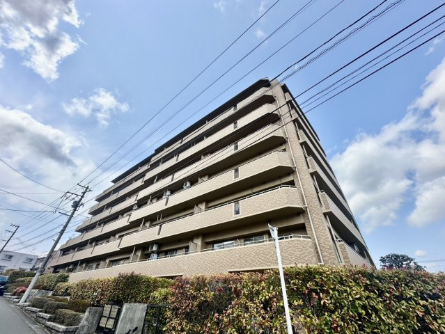 アーバンパレス八乙女の外観
