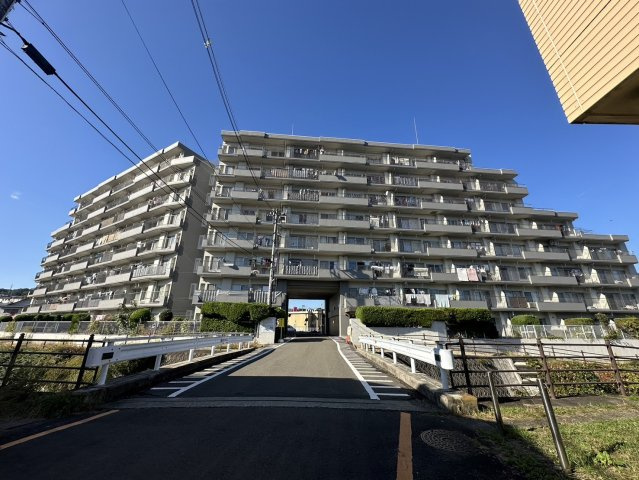 荒巻中央パークマンションの外観
