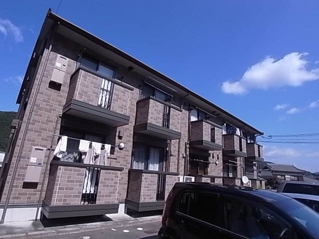 神戸市北区谷上西町のアパート