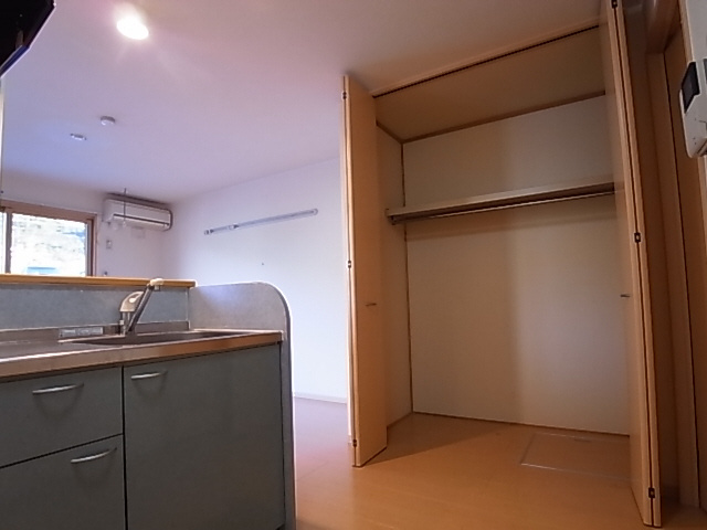 神戸市北区谷上西町のアパートの収納|クローゼット