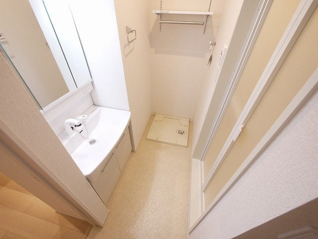 グランメゾンＴの洗面所|忙しい朝には欠かせない洗面所です