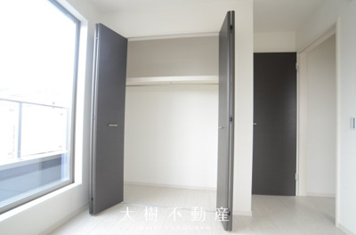 【洋室】 | 綾瀬市綾西５丁目 新築戸建て 全1棟【仲介手数料無料】 | 2階　洋室3（5.2帖）クローゼット