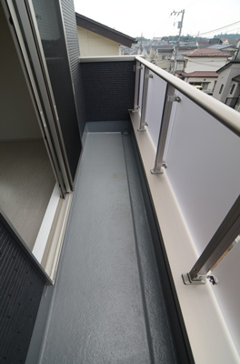 【バルコニー】 | 綾瀬市綾西５丁目 新築戸建て 全1棟【仲介手数料無料】