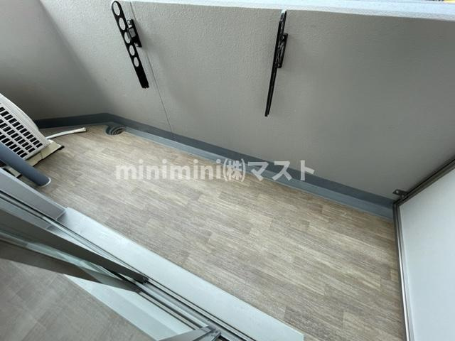 ArtizA京橋WESTのバルコニー