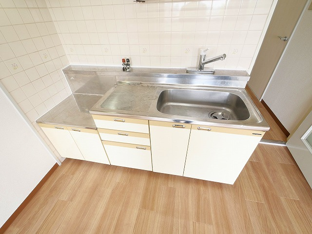 サンプラザ南京終のキッチン|きれいなキッチンです