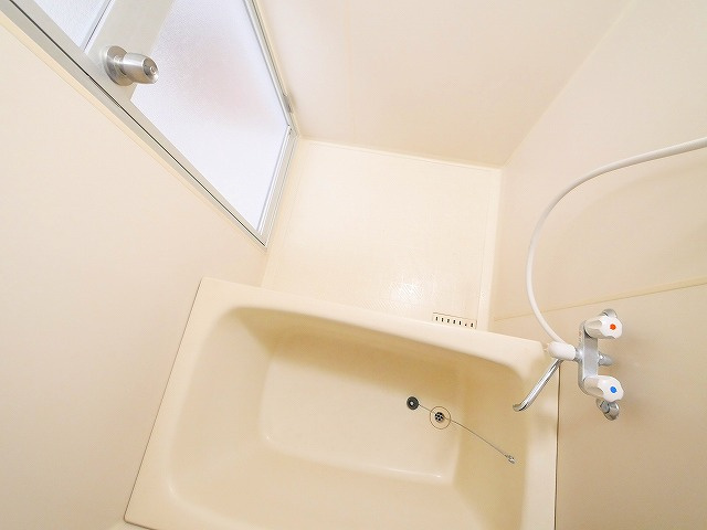 サンプラザ南京終の浴室|お風呂です